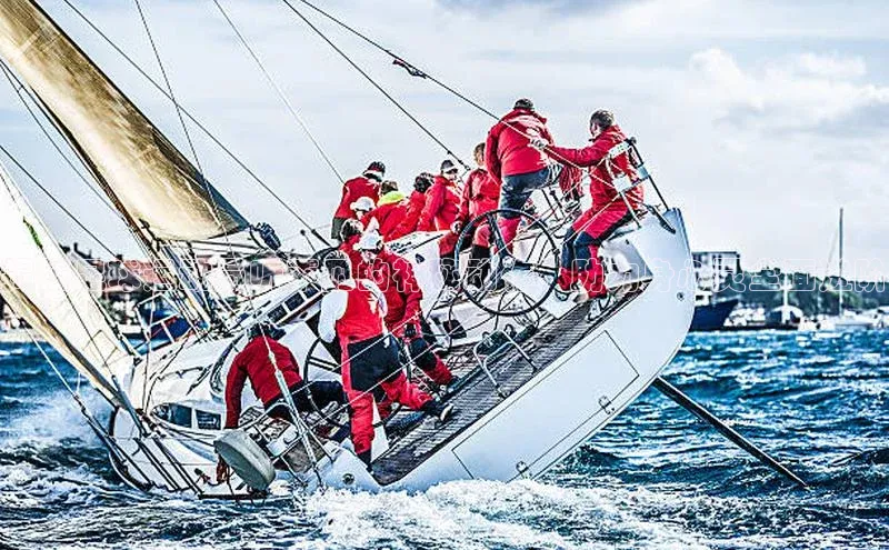 非凡棋牌小米揭秘足球运动员听不见的神秘动作，助力身心灵全面进阶